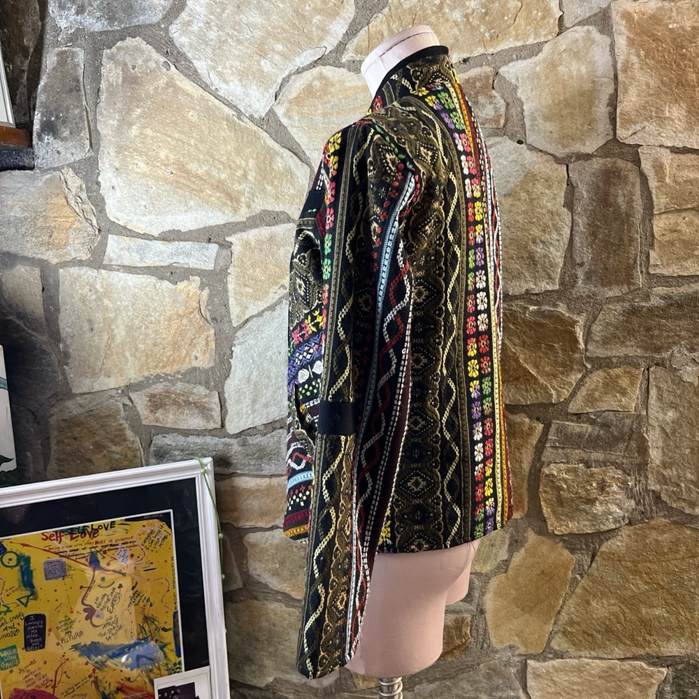 Multicoloured Patterned Jacket With A Boho Vibe - image 5